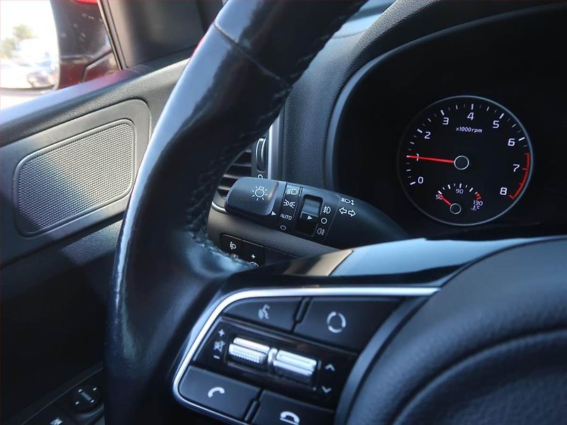 Kia Sportage (2019) Gold 1.6 T-GDI, Serv.kniha - fotka 16 z 18