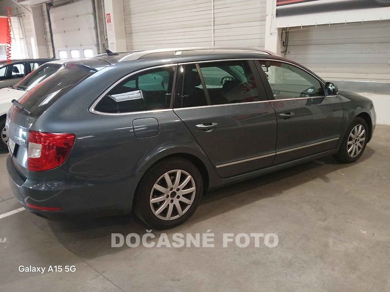 Škoda Superb (2014) 2.0TDi - fotka 2 z 3