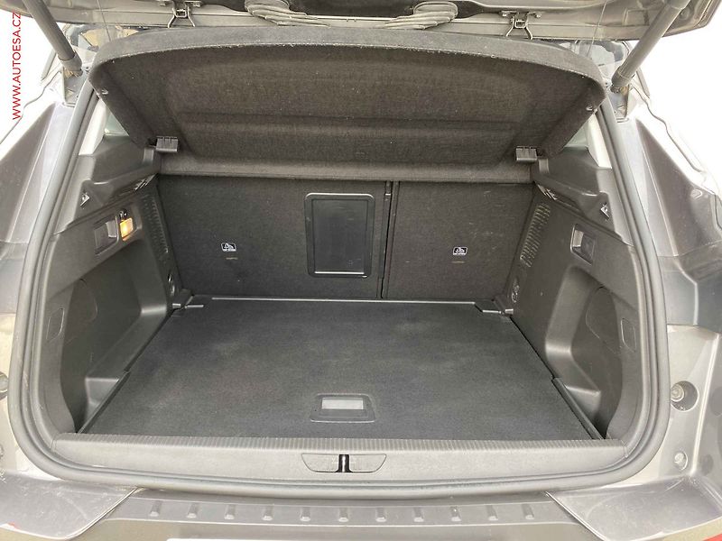 Opel Grandland X (2020) 1.5 CDTi, Innovation, AT - fotka 7 z 19