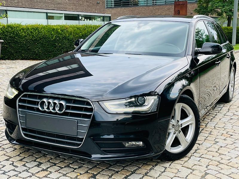Audi A4 2.0TDI VÝHŘEV SENZORY SERVISKA - fotka 1 z 49