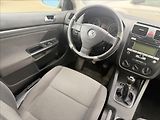 Volkswagen Golf 1,9 TDI 77kW +SADA KOL, TAŽNÉ - náhled 18