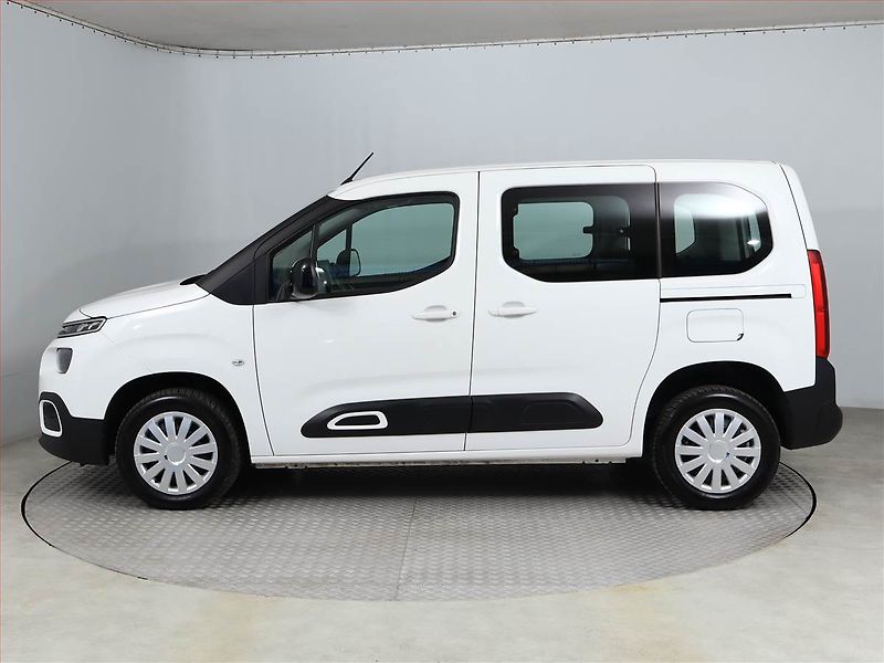 Citroën Berlingo (2022) Feel 1.5 BlueHDi, 5Míst, ČR - fotka 3 z 15