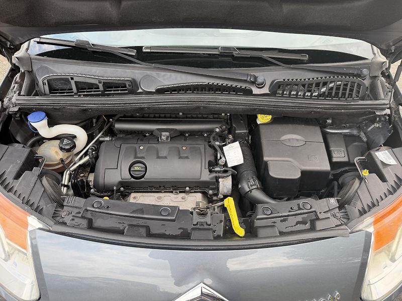 Citroën C3 Picasso 1.6i 16V - fotka 21 z 22
