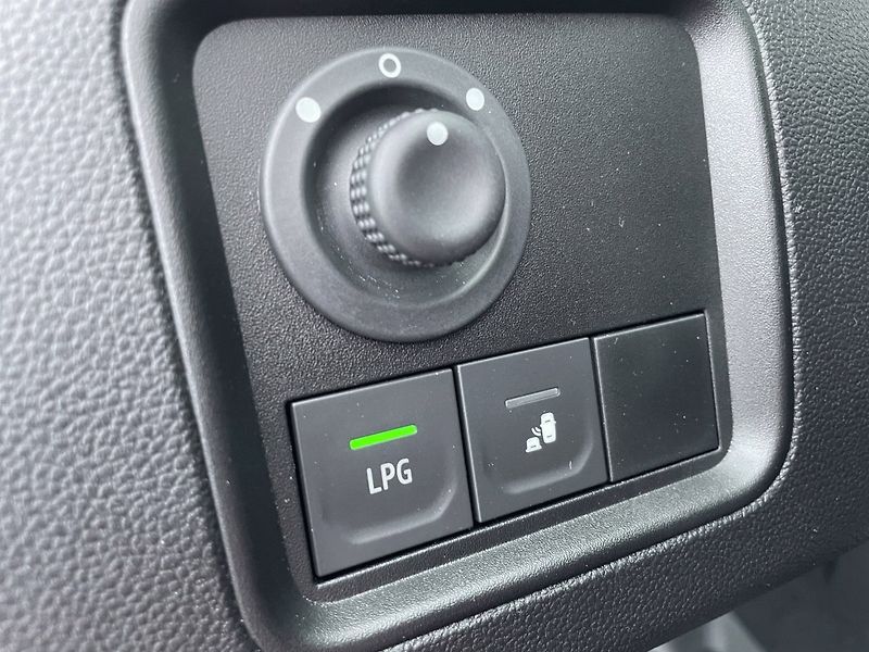 Dacia Duster (2022) PRESTIGE 1,0TCe 100k LPG - fotka 20 z 24