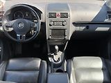 Volkswagen Touran (2011) 2.0 TDi, DSG, bixen, park - náhled 8