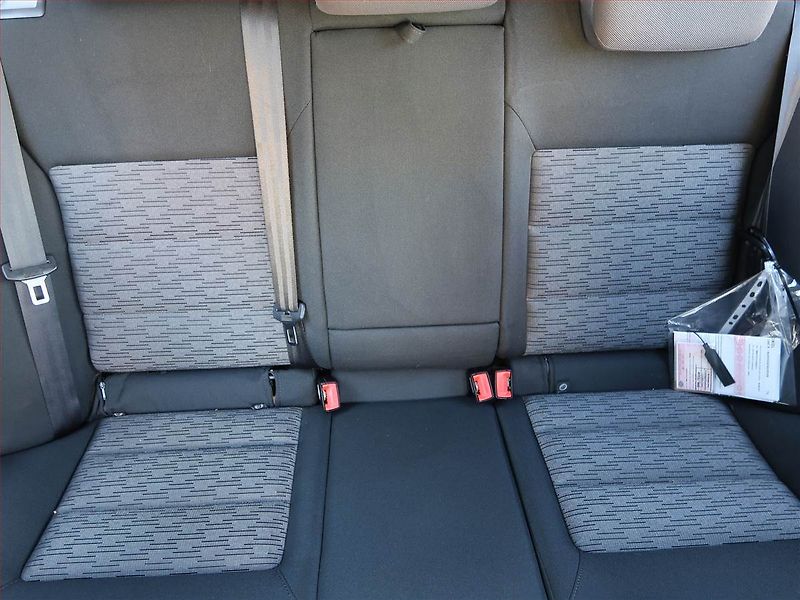 Škoda Octavia (2011) Ambiente 1.6 TDI, Tempomat - fotka 10 z 15