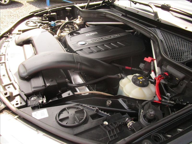 BMW X5 xDrive 30d M-Paket  ČR - fotka 67 z 70