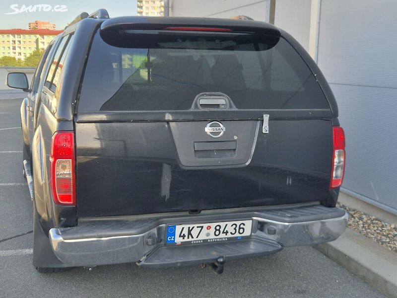 Nissan Navara (2008) 2.5 DCi 126 Kw Manuál Taž 3t. - fotka 5 z 23