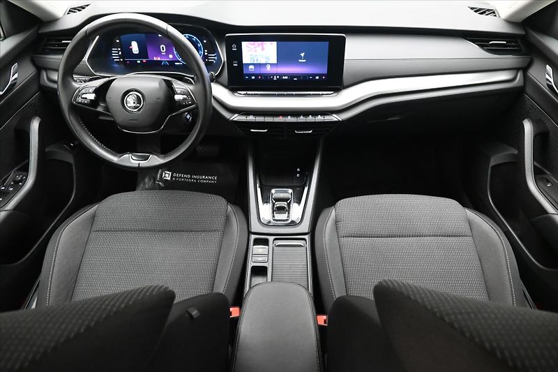 Škoda Octavia 2,0 TDI 110 KW DSG TAŽNÉ Záruk - fotka 15 z 31
