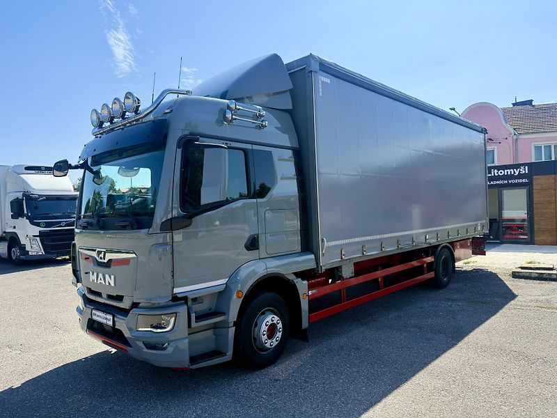 MAN TGM 15.290 plachta čelo TOP - fotka 1 z 24