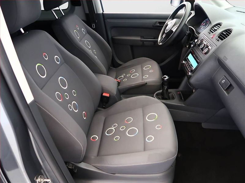 Volkswagen Caddy (2012) Roncalli 1.2 TSI, 5Míst, 1Maj - fotka 9 z 16