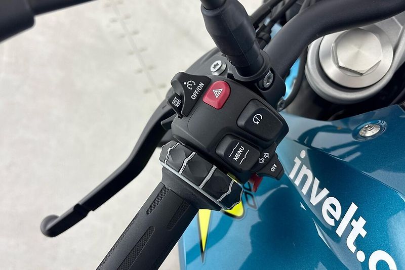 BMW MOTO F 900 R - fotka 10 z 13