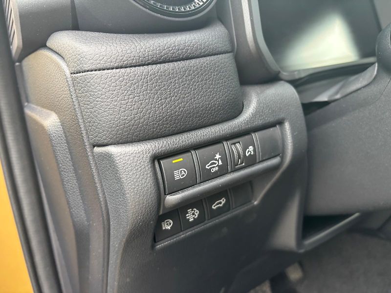 Toyota Land Cruiser 2.8 D-4D 6AT Invincible - fotka 13 z 30