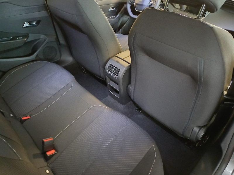 Peugeot 308 (2026) SW STYLE Hybrid 145 e-DCS6 - fotka 9 z 30