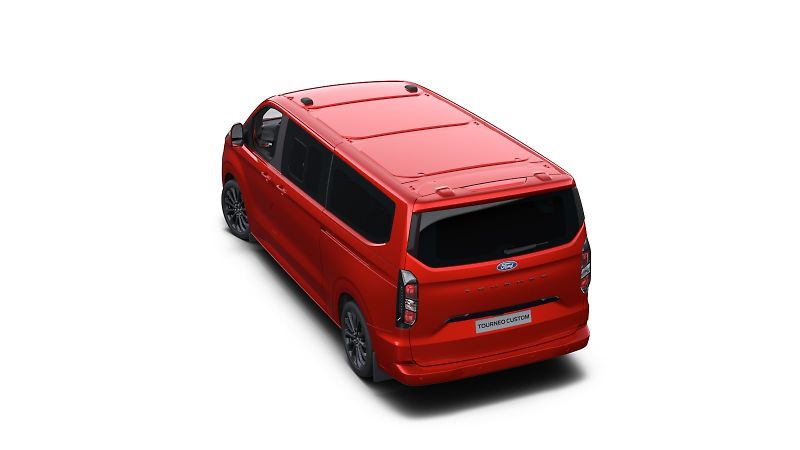 Ford Tourneo Custom (2026) Titanium X L2, Tourneo, 2.0 Ec - fotka 5 z 9
