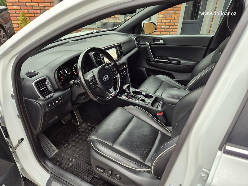 Kia Sportage (2018) 1.6T-GDi 130KW GT-line 4x4  - fotka 36 z 57