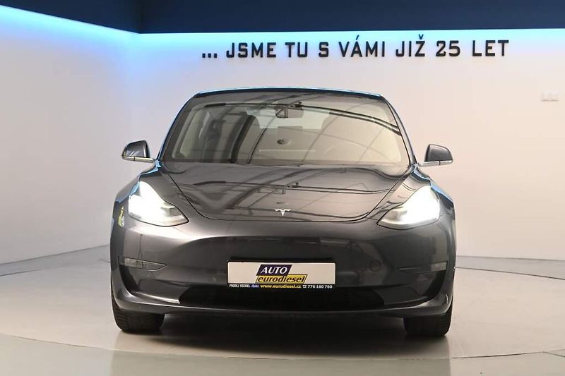 Tesla Model 3 (2019) RWD LED Kamera Range Plus 225K - fotka 3 z 34