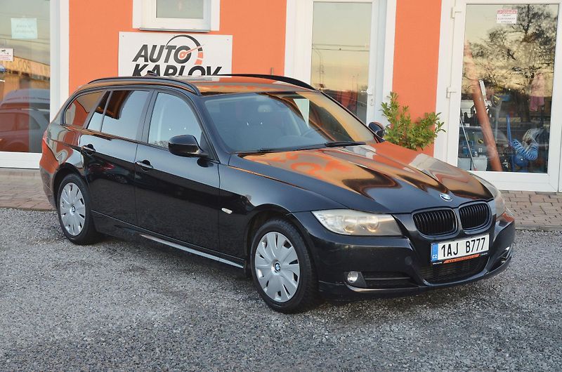 BMW Řada 3 (2012) 320d 135kW AT Touring NAVI - fotka 1 z 35