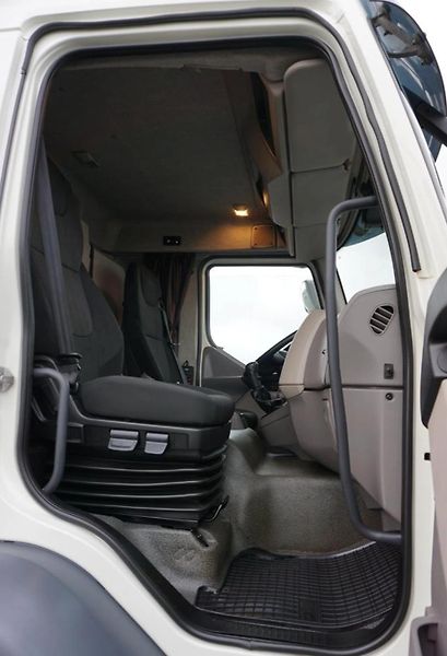 DAF LF (2021) 260 shrnovačka EURO 6 - fotka 7 z 15