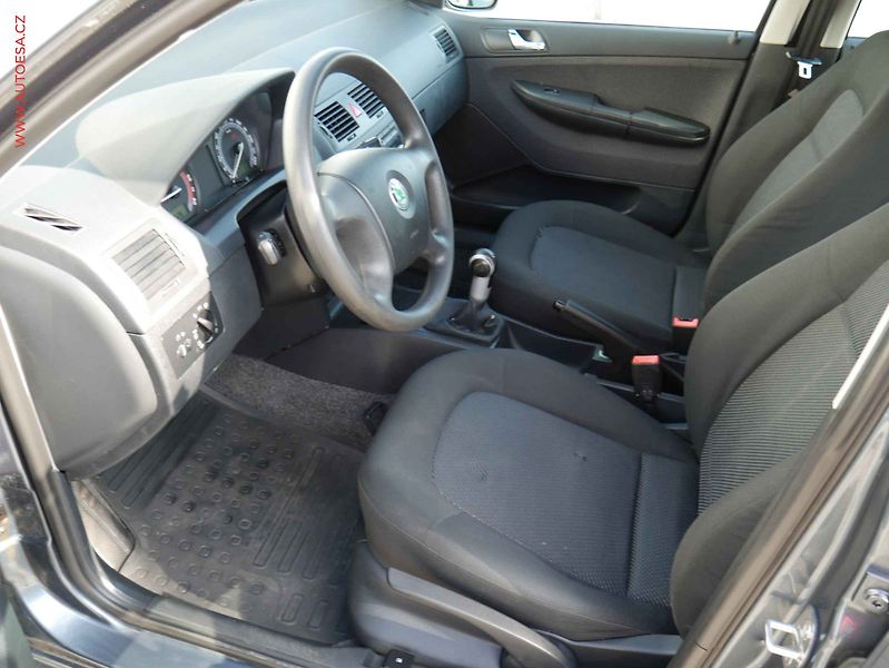 Škoda Fabia (2006) 1.9 TDi, 2.maj,ČR, AC, tažné - fotka 9 z 16