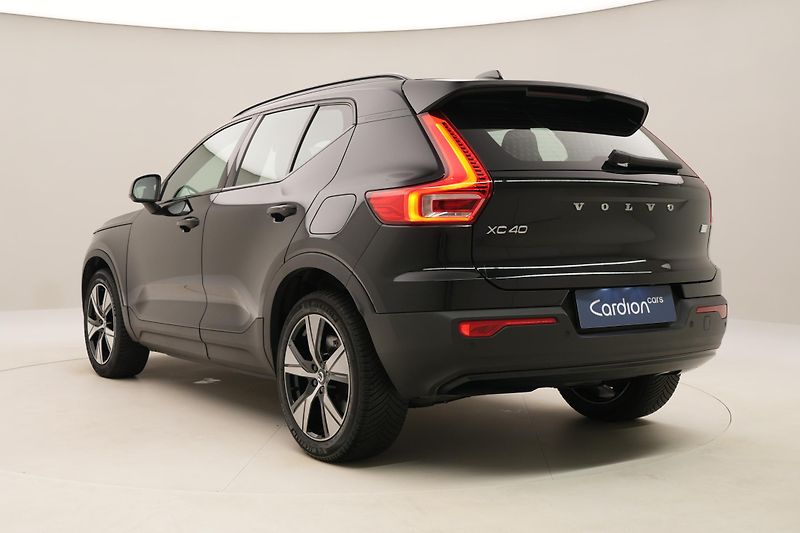 Volvo XC40 PURE ELECTRIC RECHARGE PLUS - fotka 10 z 51