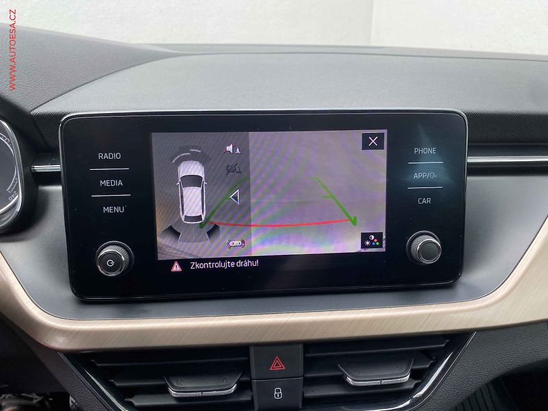 Škoda Scala (2019) 1.0TSi, 2.maj,ČR, Style, DSG - fotka 18 z 20