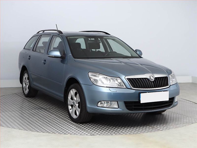Škoda Octavia (2011) 1.8 TSI, 4X4, Serv.kniha - fotografie inzerátu