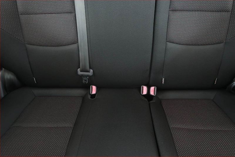 Hyundai i30 (2009) 1.4 CVVT, po STK, rezervace - fotka 10 z 15