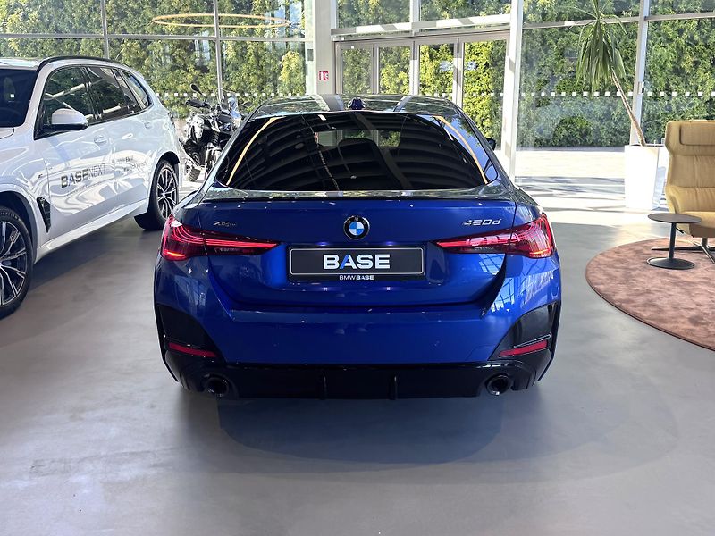BMW Řada 4 420d xDrive Gran Coupe M-Sport - fotka 4 z 27