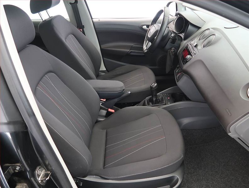 Seat Ibiza (2011) 1.2 TDI, nová STK, pěkný stav - fotka 9 z 17