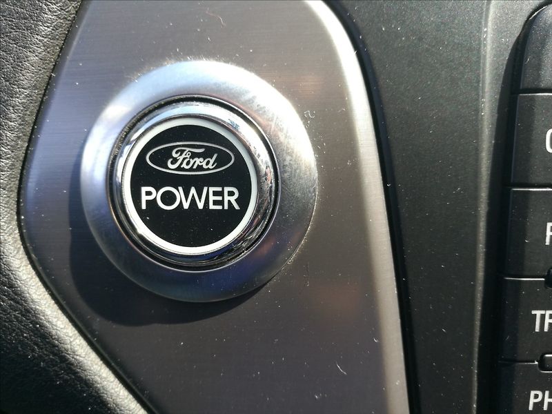 Ford Mondeo 2,0 TDCi - fotka 11 z 22