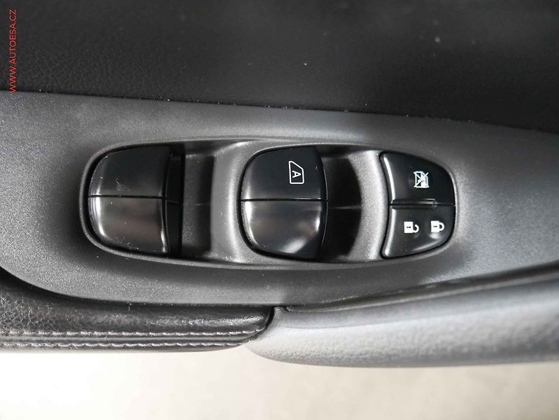 Nissan X-Trail (2016) 1.6DCi 4x4, ČR, servis.kniha - fotka 21 z 22