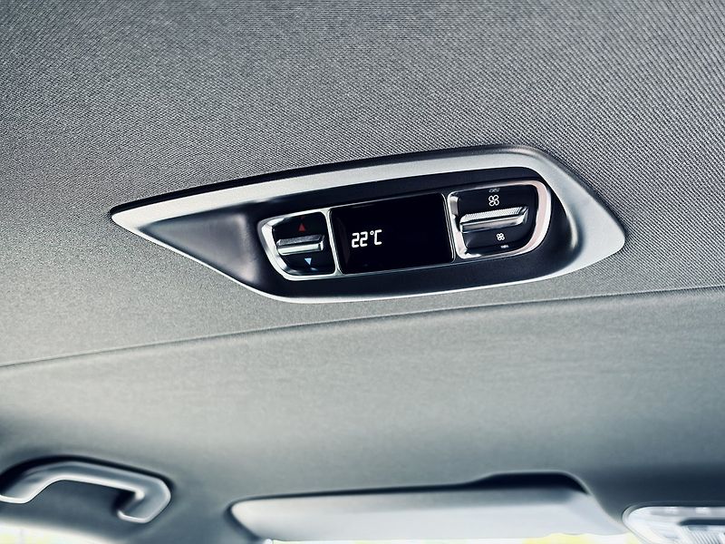 Mercedes-Benz Třídy V (2026) 300d EXCLUSIVE AMG 4M L AIR - fotka 14 z 36