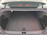 Volkswagen Passat (2010) 2.0 TDI, Automat, po STK - náhled 14