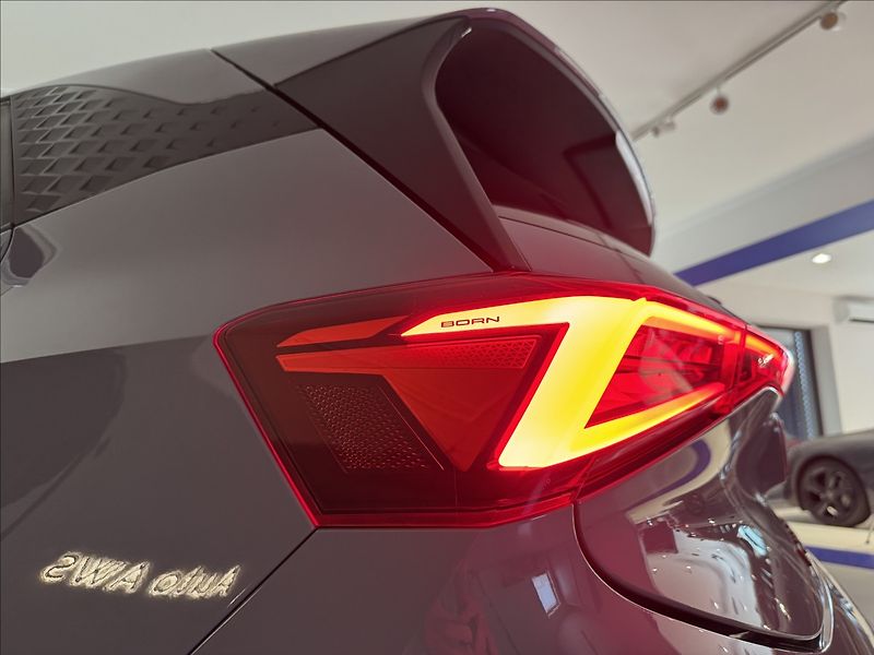Cupra Born 150kW LED Tepelko Kamera - fotka 49 z 50
