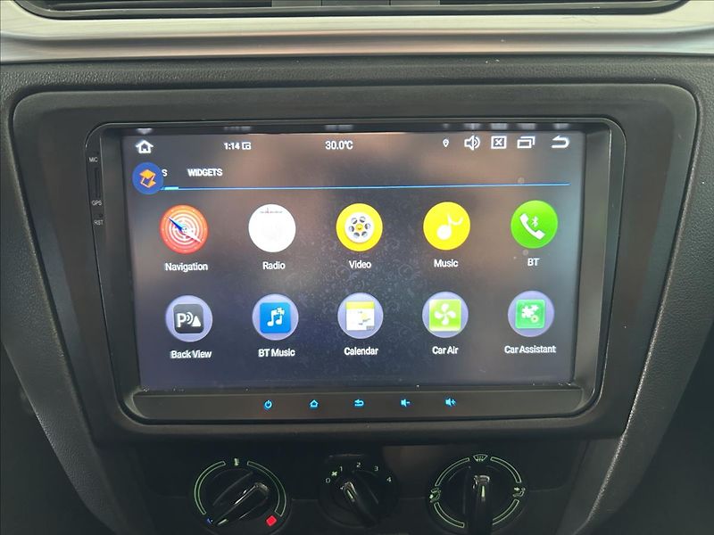 Škoda Rapid 1,0   TSI 81kW,SERVISKA,TAŽNÉ - fotka 15 z 23