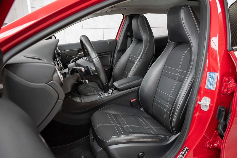 Mercedes-Benz GLA 220d 4MATIC*HARMAN*KAMERA*ČR 1 - fotka 11 z 41