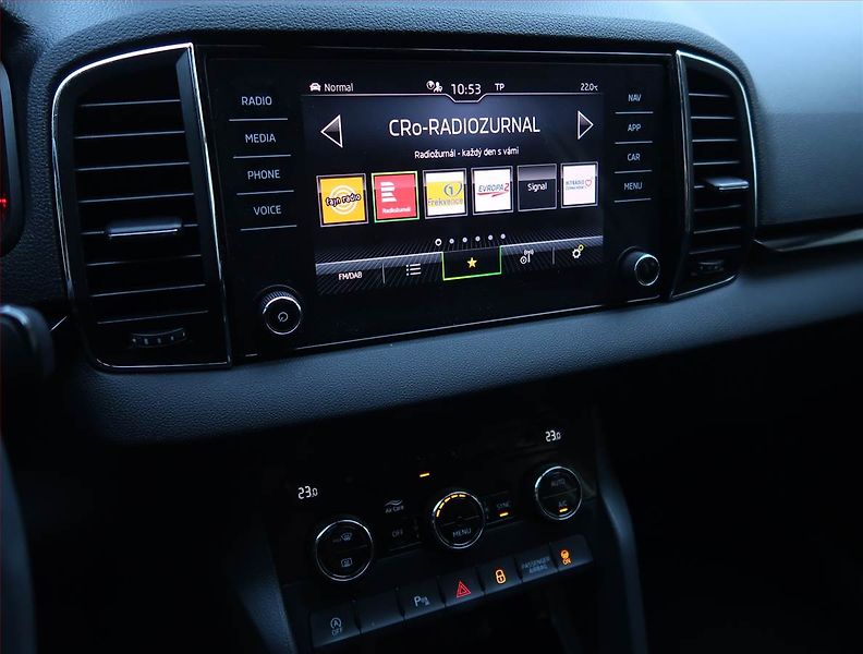 Škoda Karoq (2022) Style Plus 1.5 TSI - fotka 17 z 20