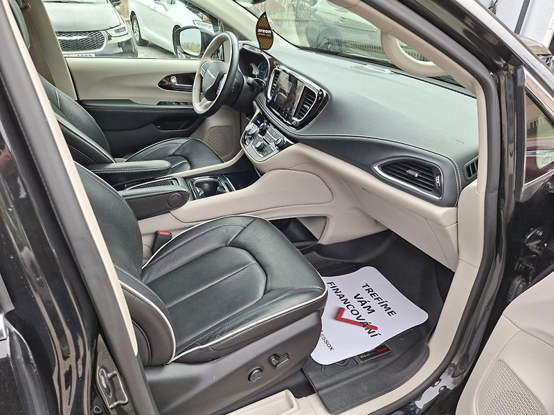 Chrysler Pacifica (2021) 3,6 LIMITED,HYBRYD, REZERVACE  - fotka 10 z 38