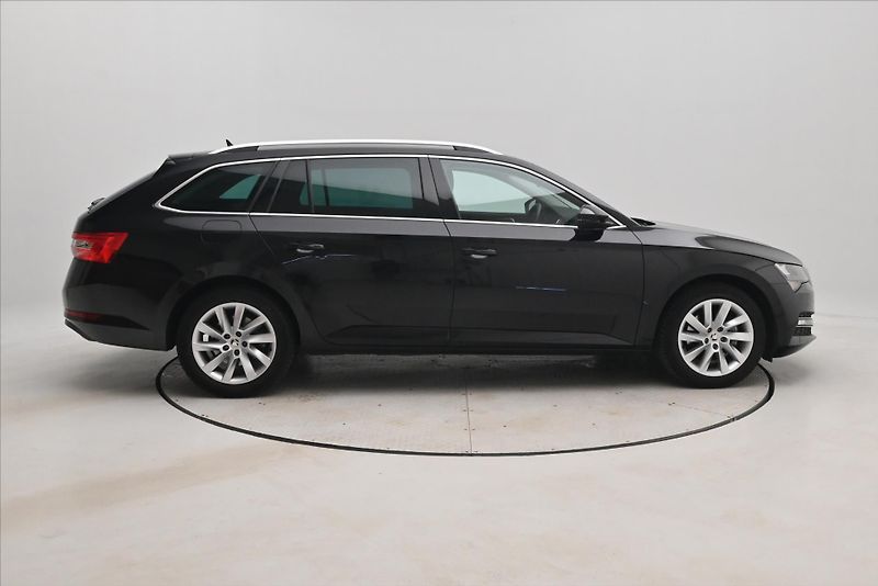 Škoda Superb 1,5 TSI 110 kW DSG Business Zá - fotka 4 z 32
