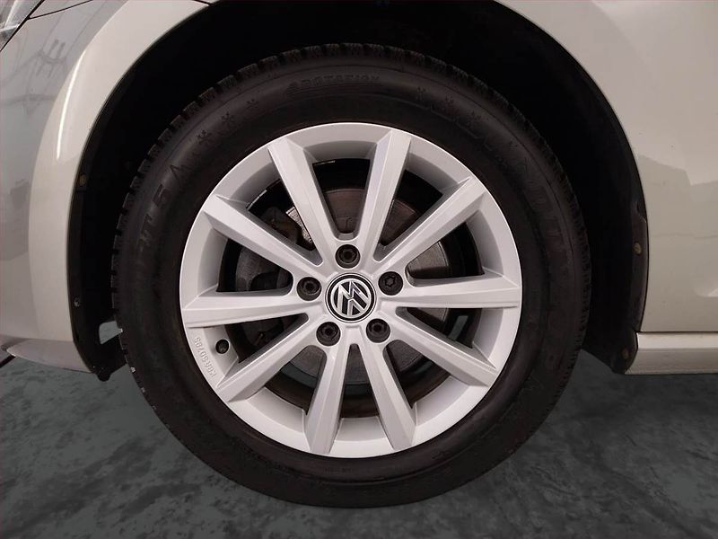 Volkswagen Golf (2015) Comfortline 1.2 TSI, Automat - fotka 15 z 22