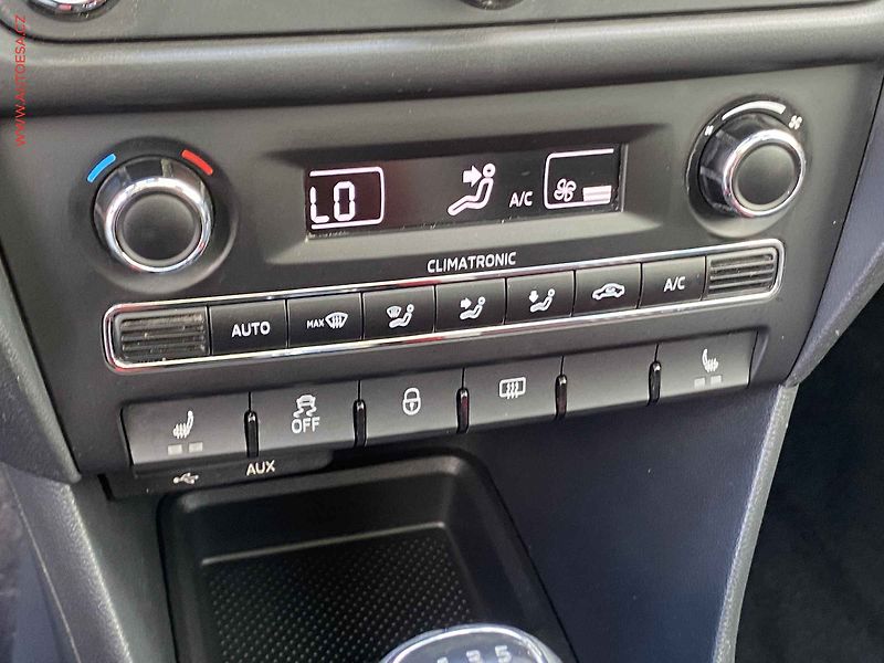 Škoda Rapid (2015) 1.2 TSi, Monte Carlo, xenon - fotka 14 z 17