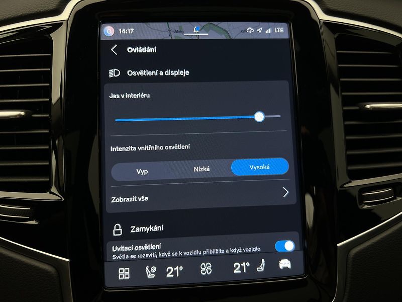 Volvo XC90 B5 AWD BRIGHT PLUS REZERVACE - fotka 40 z 50