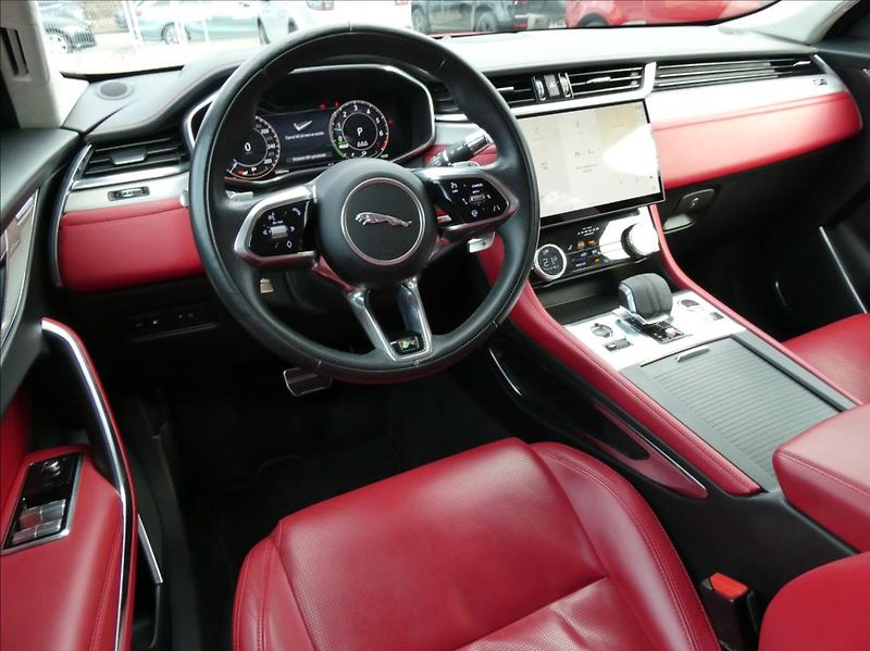 Jaguar F-Pace 2,0 P400e PHEV HSE,1Maj,ČR DPH - fotka 11 z 44