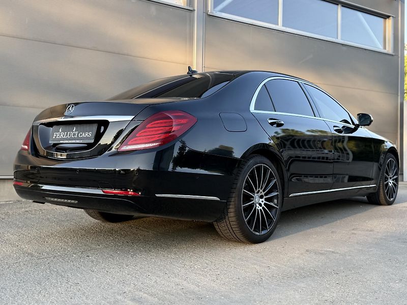 Mercedes-Benz Třídy S (2017) Mercedes-Benz S 350d L 4MATIC - fotka 8 z 29