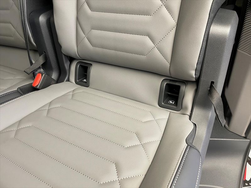 Volkswagen Caravelle (2026) Nový T7 Style 2,0 TDI 4MOT 8AU - fotka 17 z 37