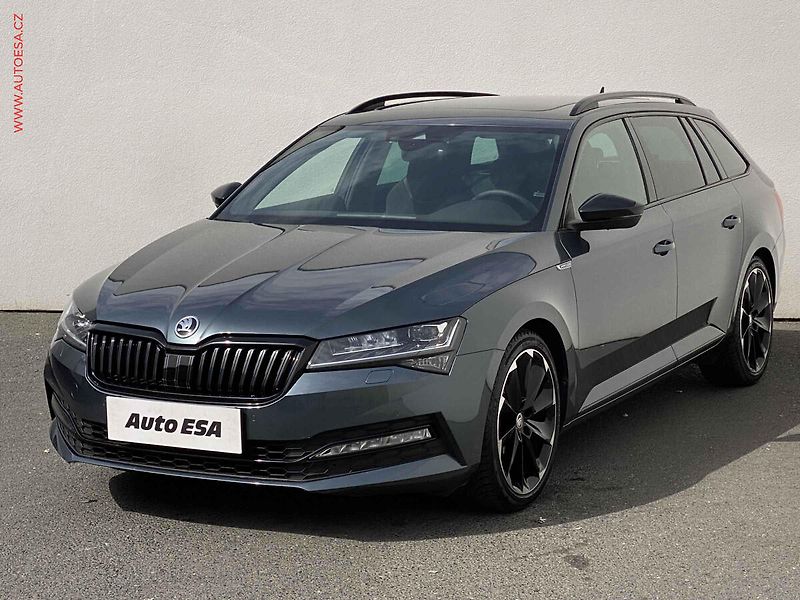 Škoda Superb (2021) 2.0 TDi, SportLine, DSG, LED - fotka 3 z 20