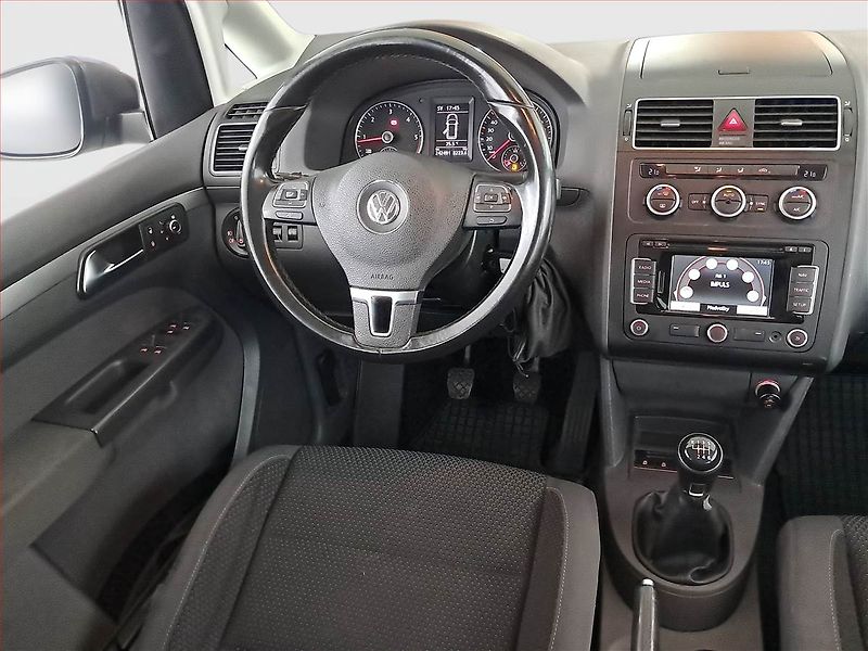 Volkswagen Touran (2013) 1.6 TDI, Serv.kniha, Navi - fotka 7 z 20