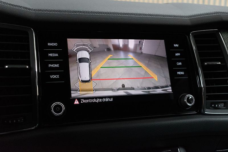 Škoda Kodiaq 2.0 TDI 4x4*STYLE+*TAŽNÉ*ČR 1M - fotka 27 z 49