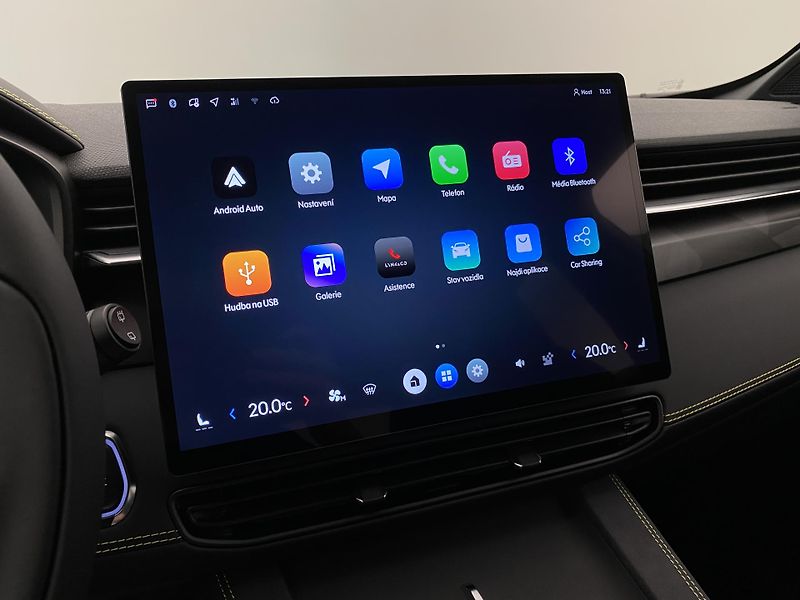 Lynk & Co 01 (2025) CORE PHEV AUT CZ 1.maj - fotka 33 z 96